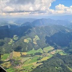 Flugwegposition um 11:25:02: Aufgenommen in der Nähe von Tragöß-Sankt Katharein, Österreich in 2064 Meter